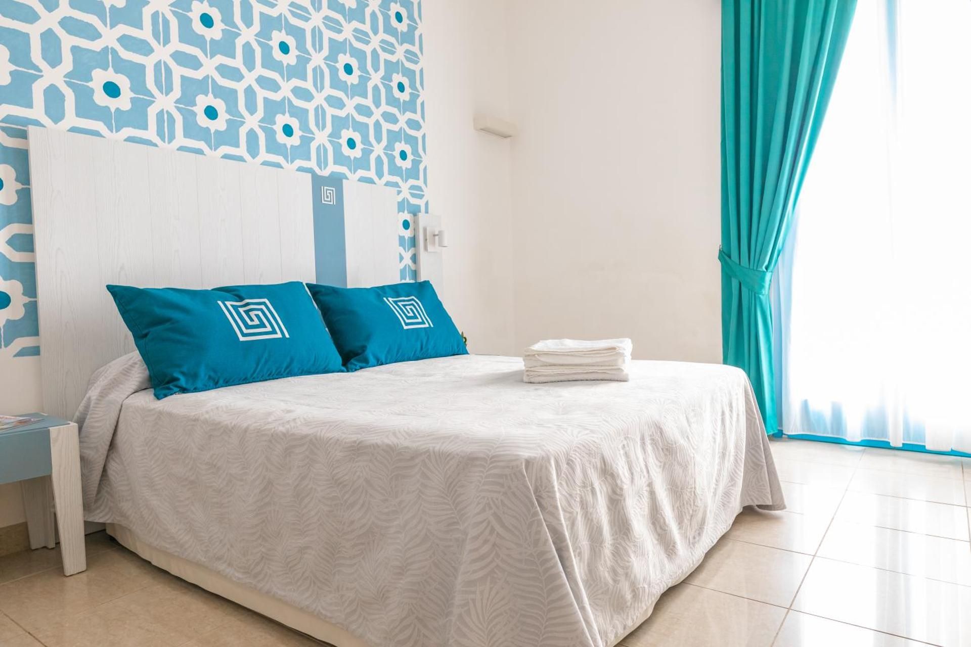Superior Double or Twin Room with Sea View