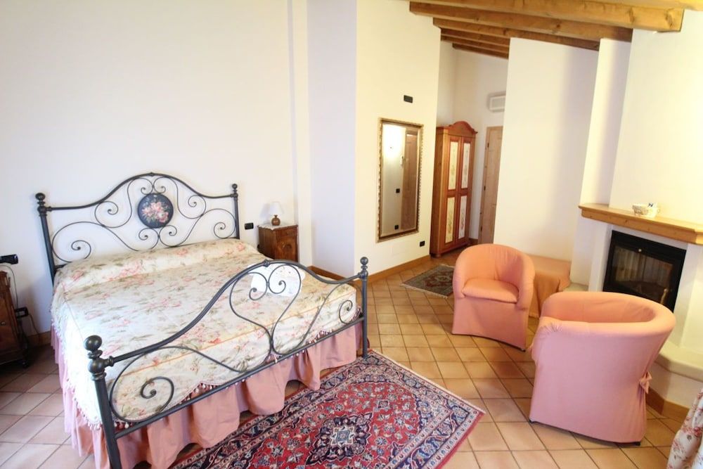 Romantic Room