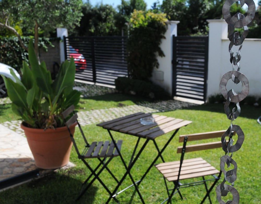 undefined Gens Mundi B&B 8