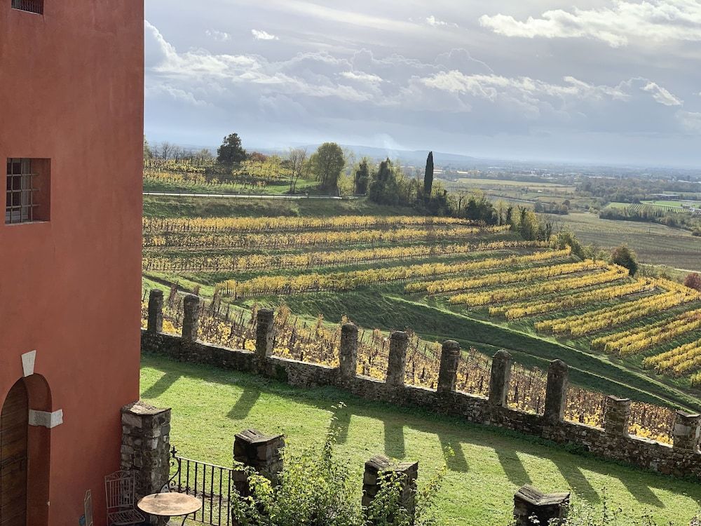 Castello di Buttrio Deluxe Twin Room, 2 Twin Beds 4