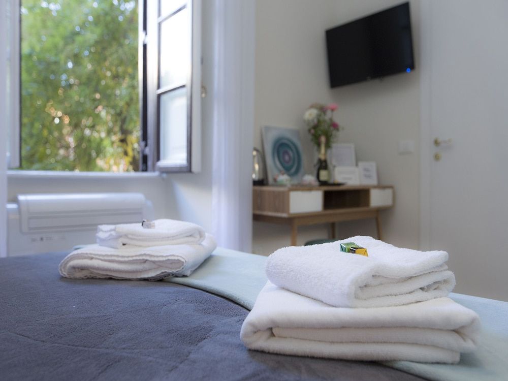 Al 7 Rooms Deluxe Double Room 18