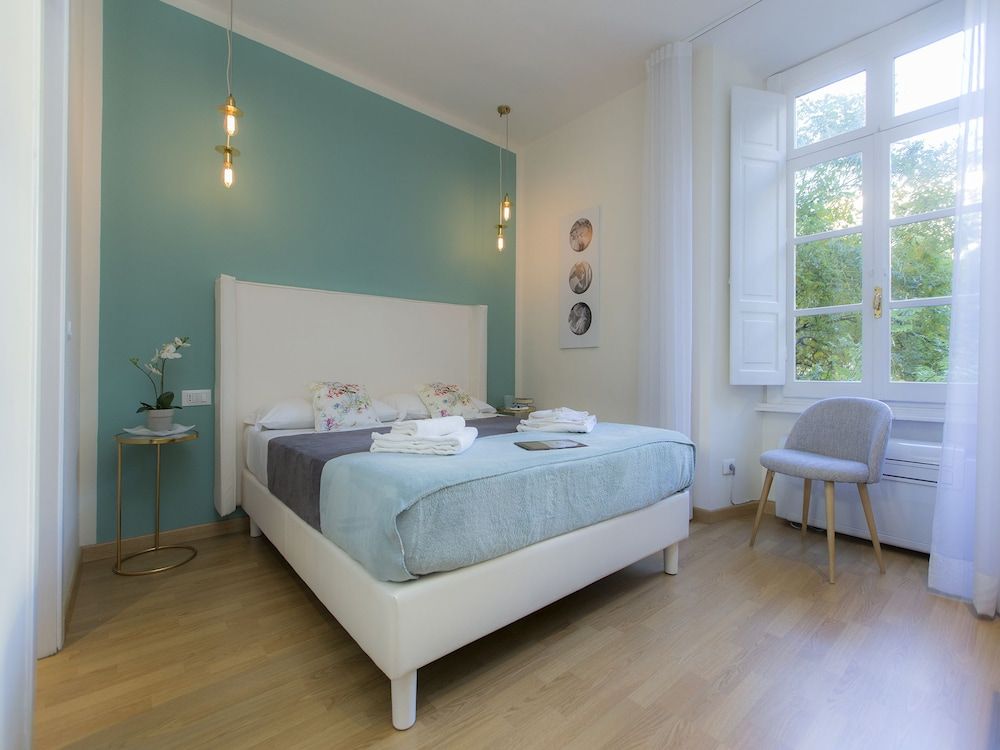 Al 7 Rooms Deluxe Double Room 8