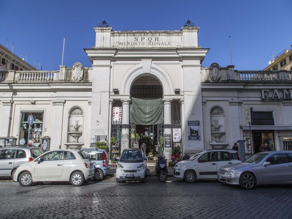 undefined Al 7 Rooms 4