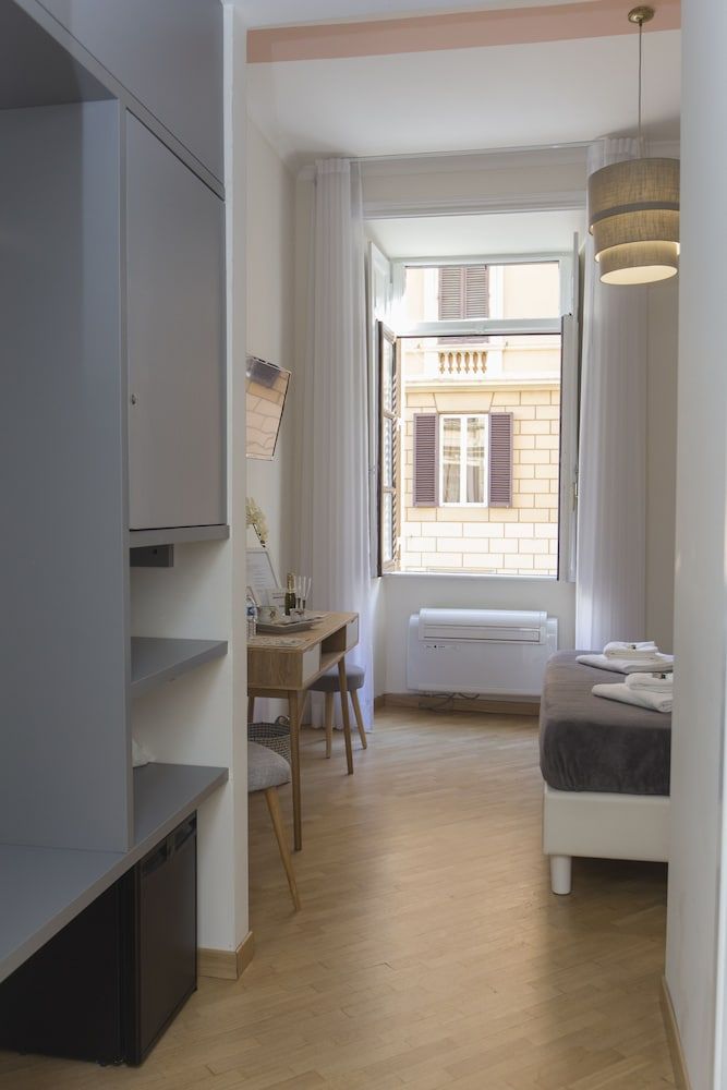 Al 7 Rooms Deluxe Double Room 24