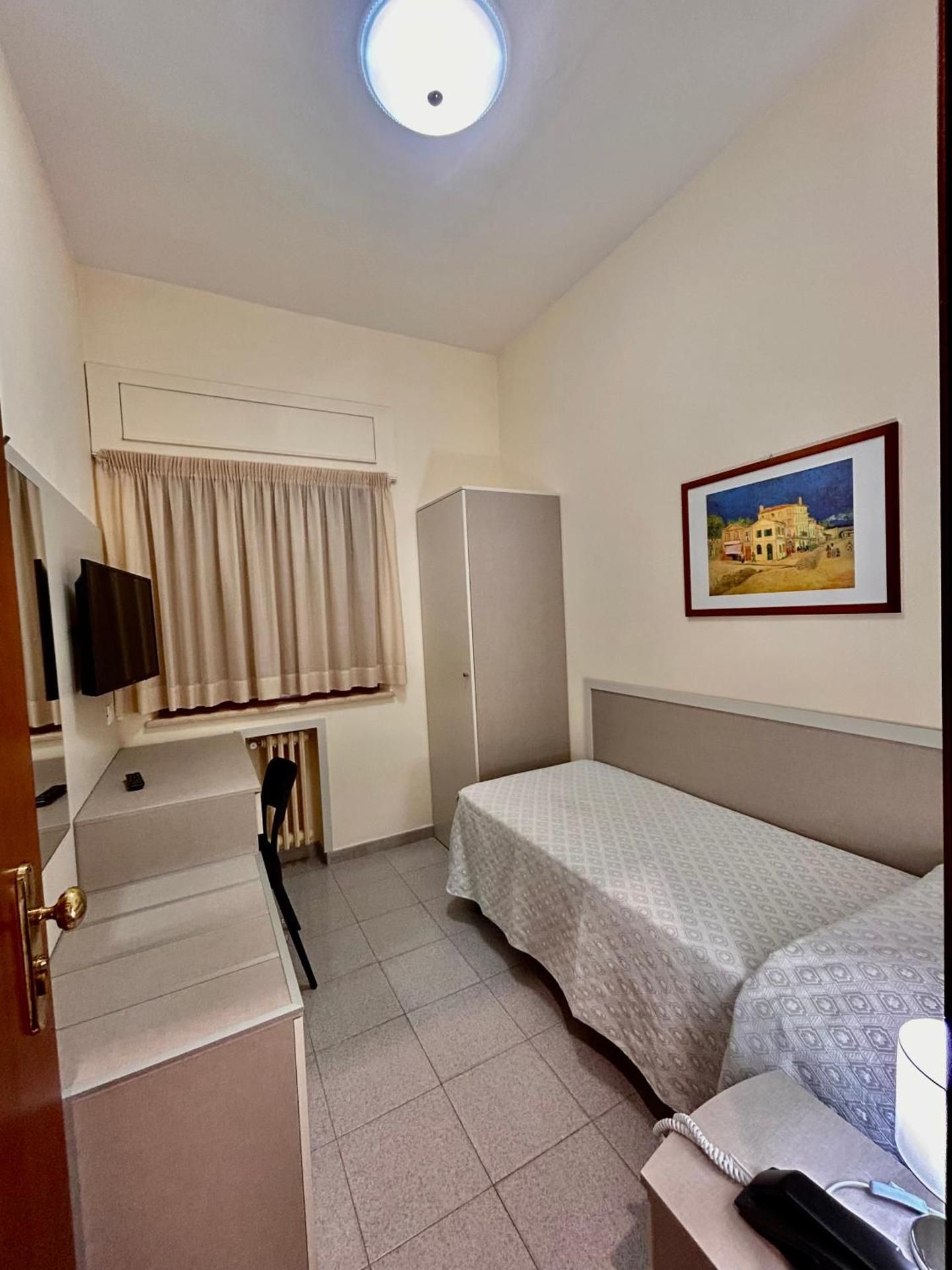 Small Single Room