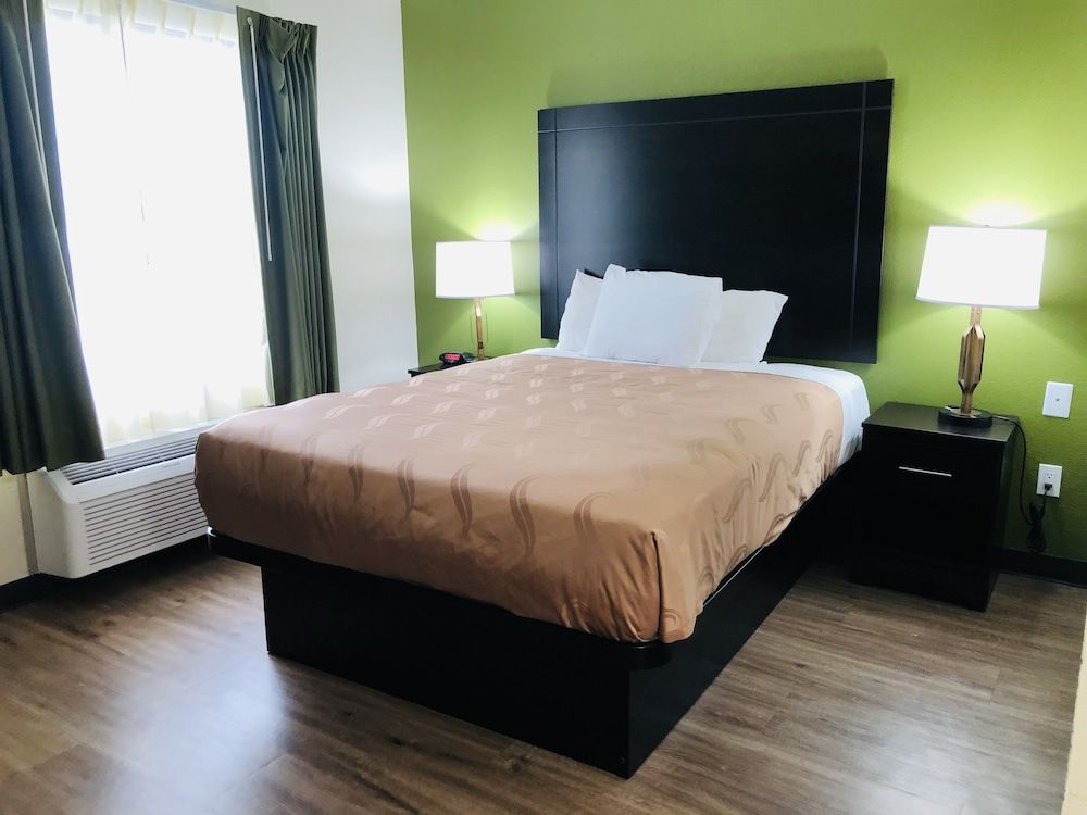 Room, 1 Queen Bed, Non Smoking