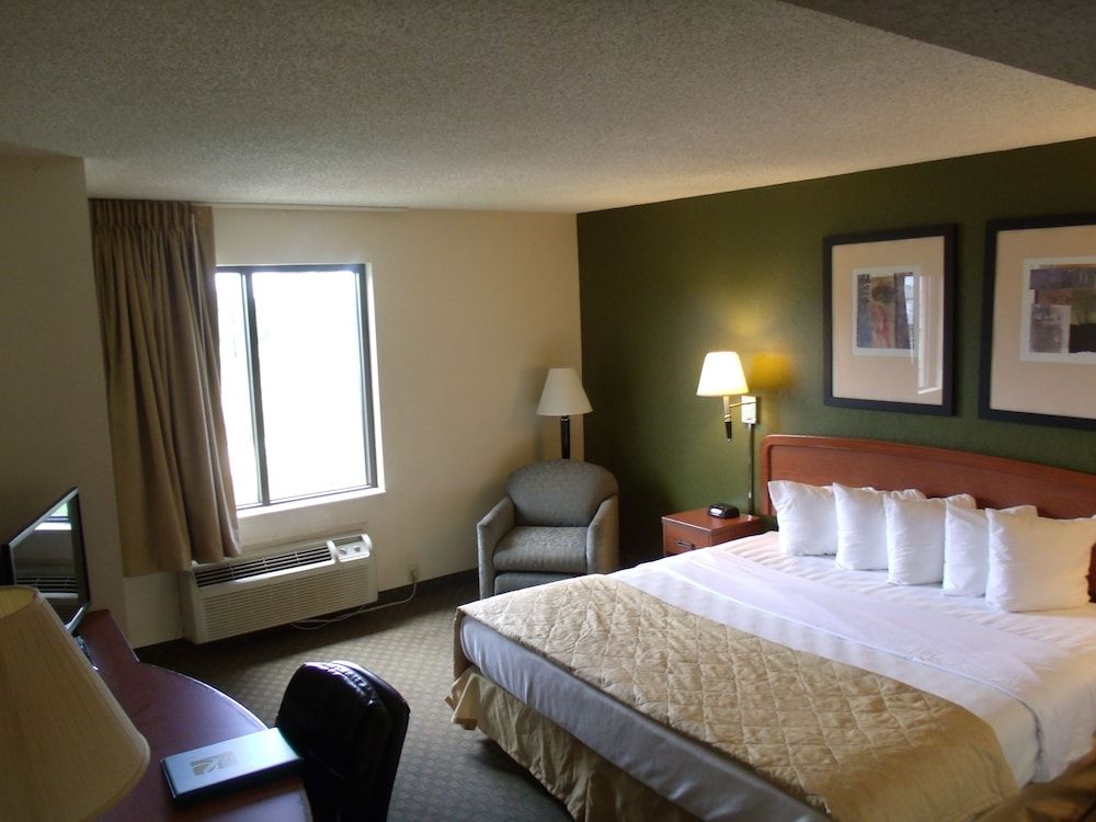 Standard Room, 1 King Bed, Non Smoking