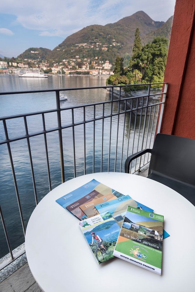 Comfort Room, Terrace, Lake View