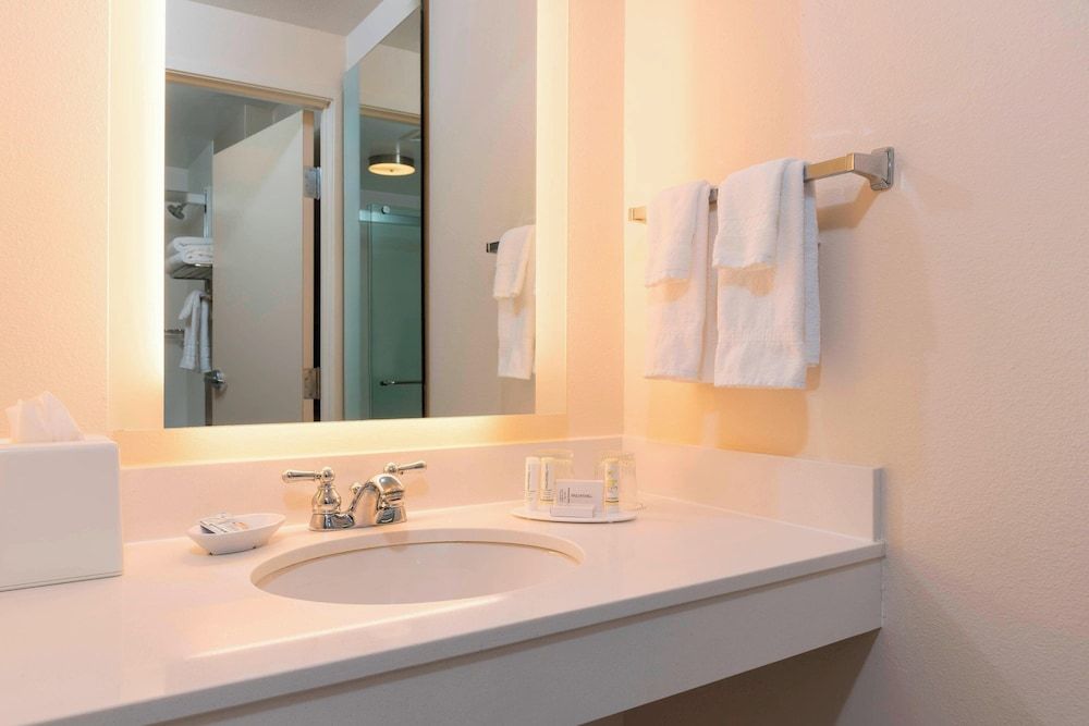 Suite, 2 Double Beds, Non Smoking (Hearing Accessible)