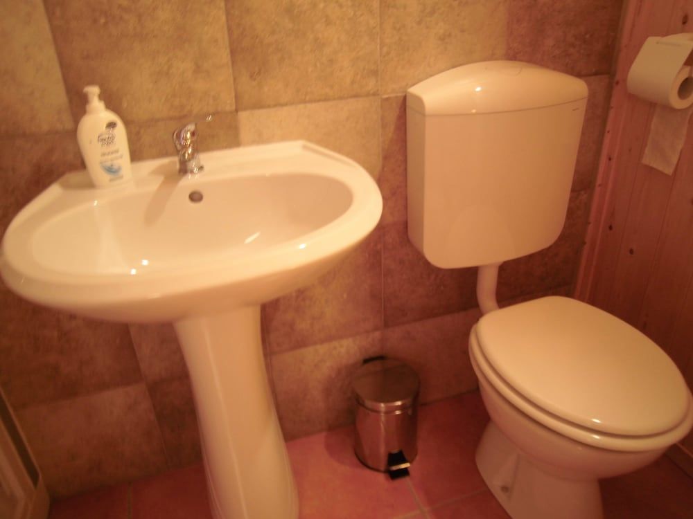 Double Room, Private Bathroom, Mountain View