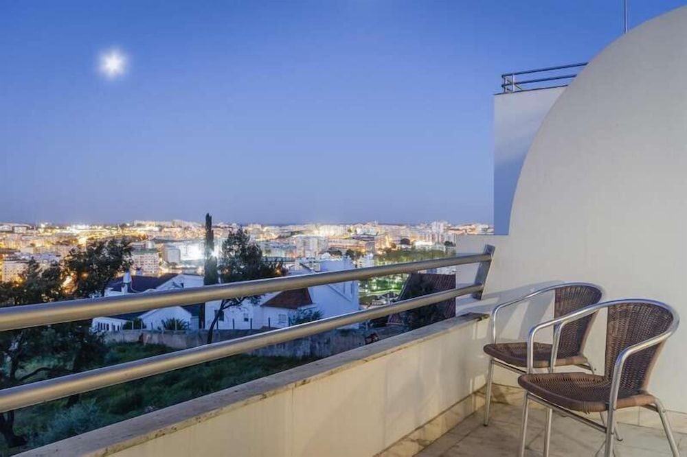 B&B Hotel Sado Setúbal Standard Triple Room 4