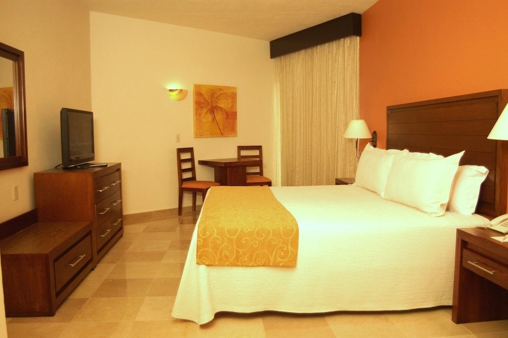 Deluxe Room (Super Saver)