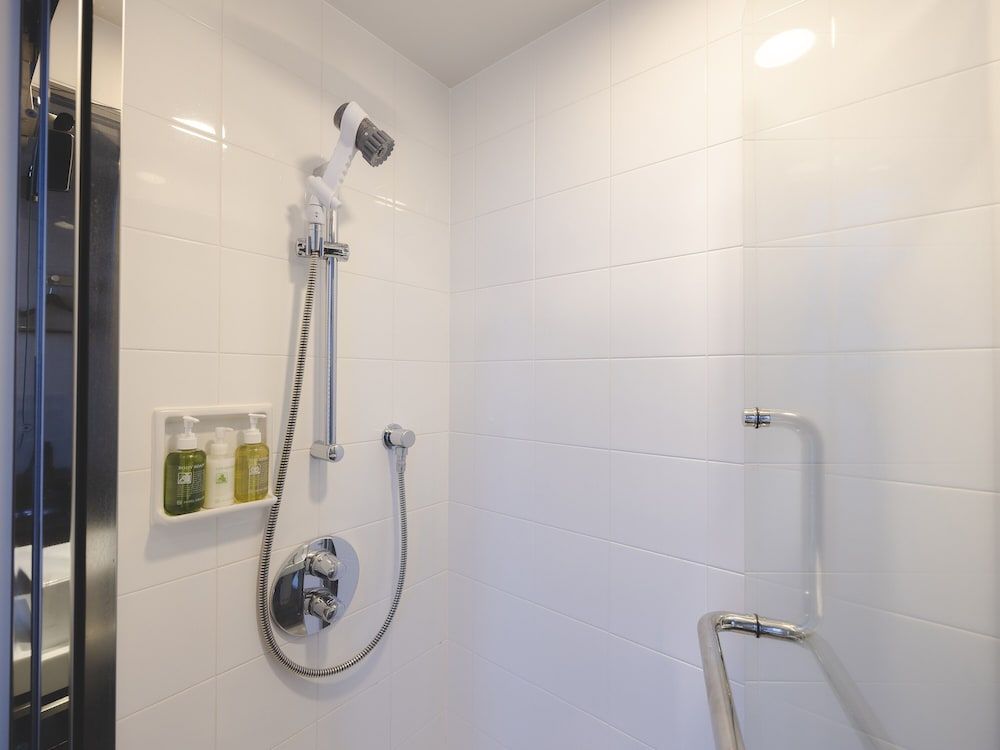 Hotel Gracery Tokyo Tamachi Premier Double Room, Non Smoking (5 min train ride to/from Shinagawa) 4