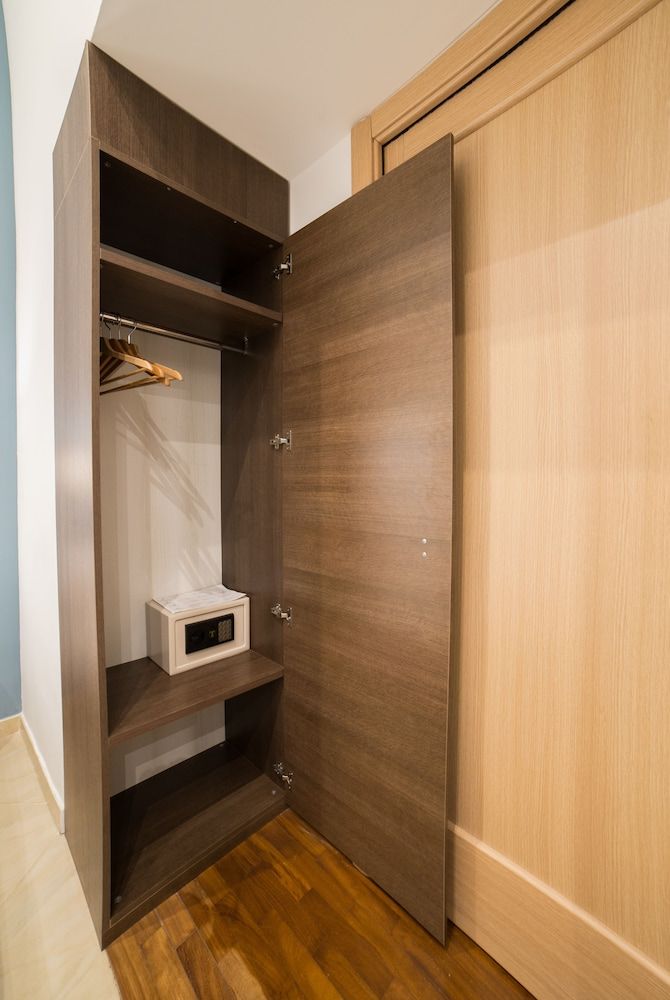 Bed and Breakfast Chiaia 32 Economy Double Room 18