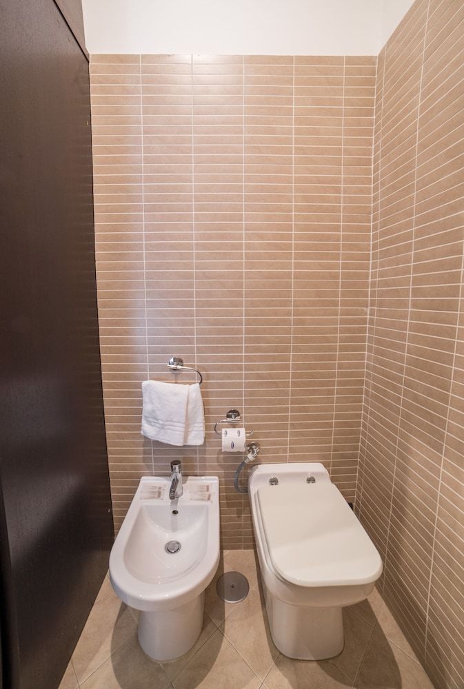 Bed and Breakfast Chiaia 32 Economy Double Room 10