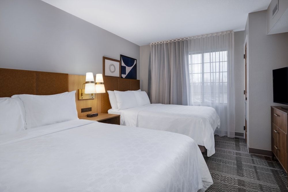 Suite, 2 Bedrooms, Kitchen