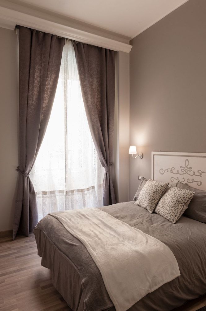 Isabel Guest House Double Room, 1 Double Bed 4