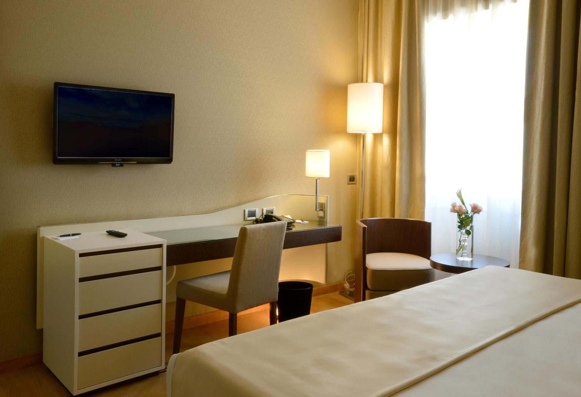 undefined Hotel Palazzo Esedra 8