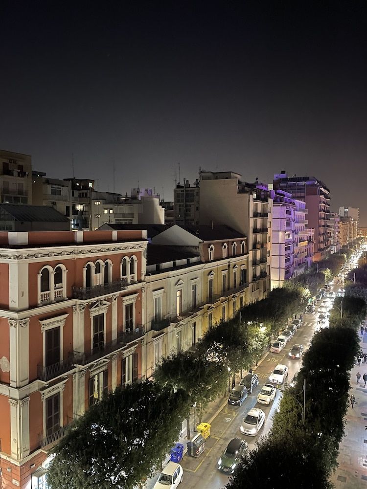 undefined Room 110 7