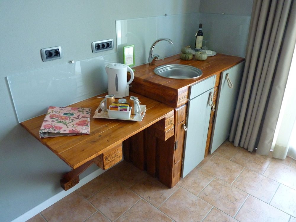 Ca'Luna Guest House Standard Double or Twin Room 7