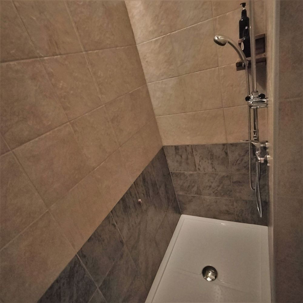 Ca'Luna Guest House Standard Double or Twin Room 9