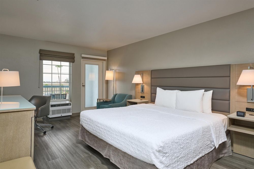 Room, 1 King Bed, Accessible