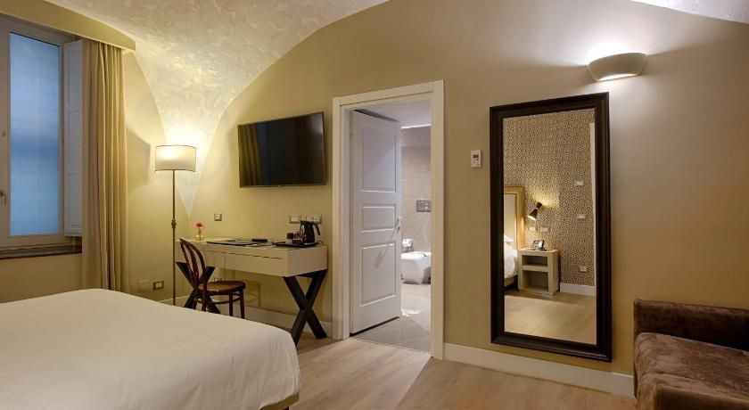 Deluxe Family Triple