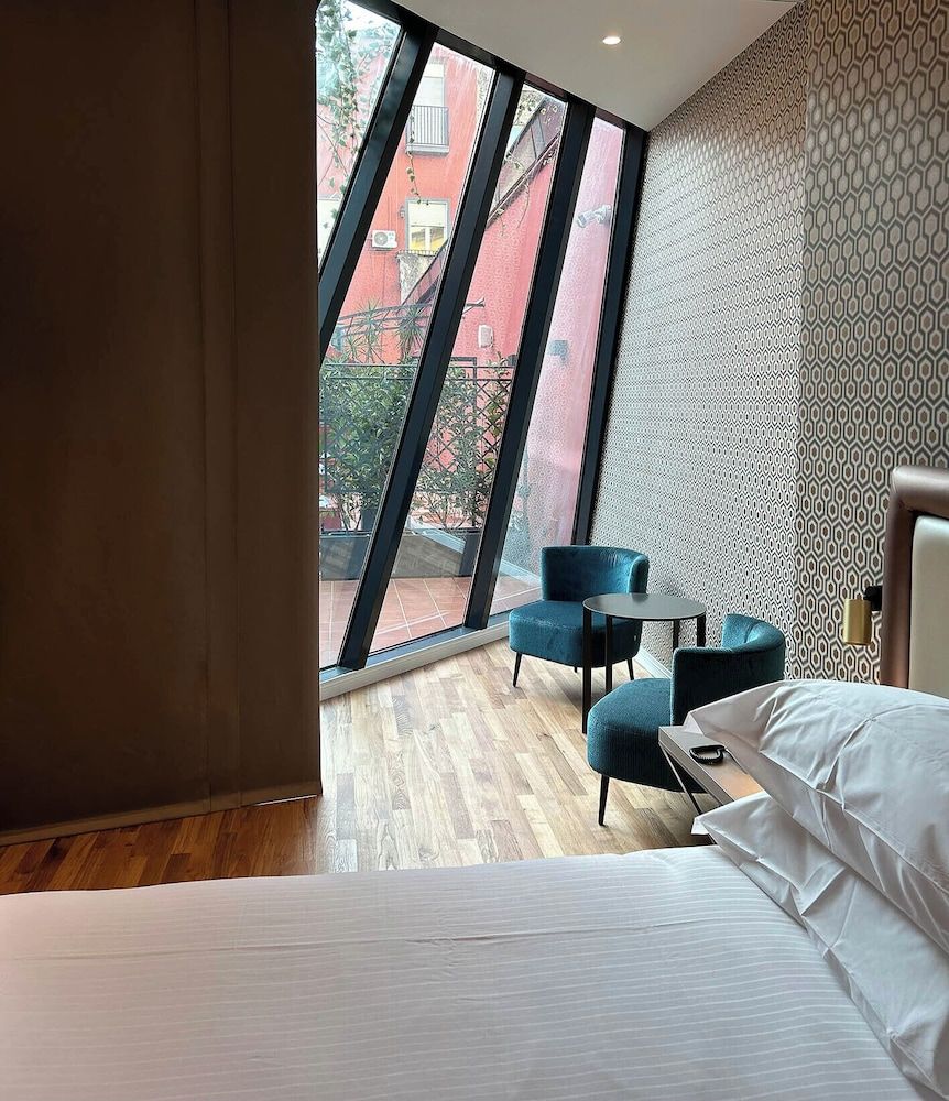 Caruso Place Boutique & Wellness Suites Superior Double Room 4