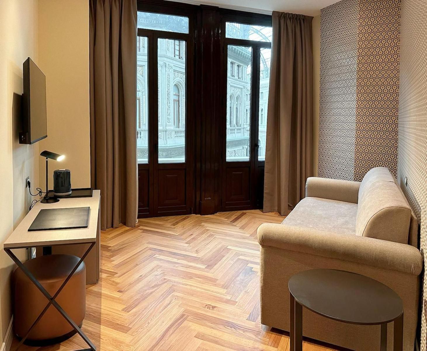 undefined Caruso Place Boutique & Wellness Suites 7