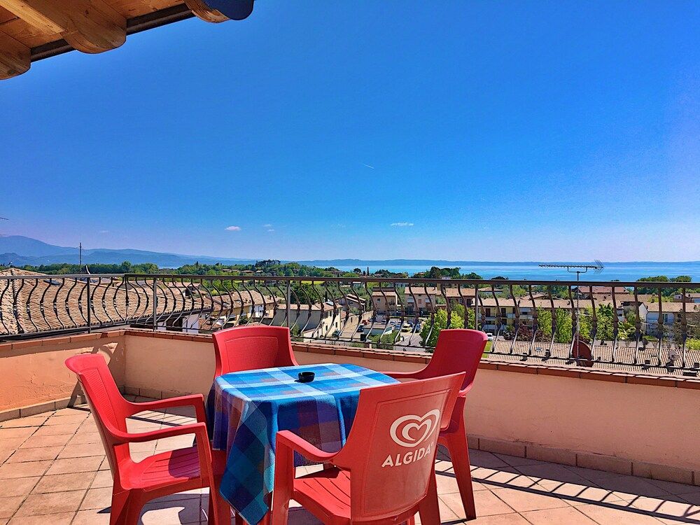 Standard Apartment, 1 Bedroom, Lake View, Tower
