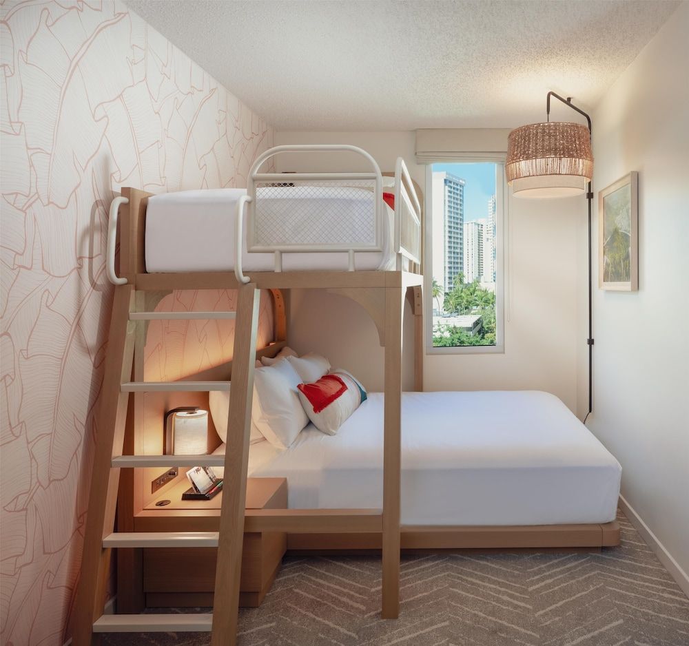 Room, Multiple Beds
