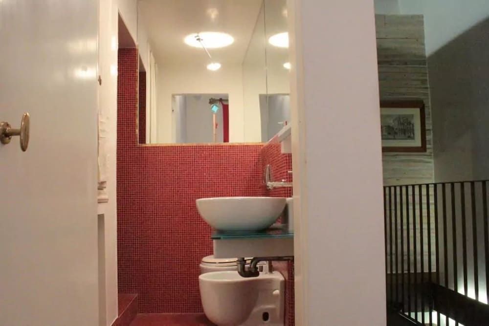 Venetian House With Terrace House 21