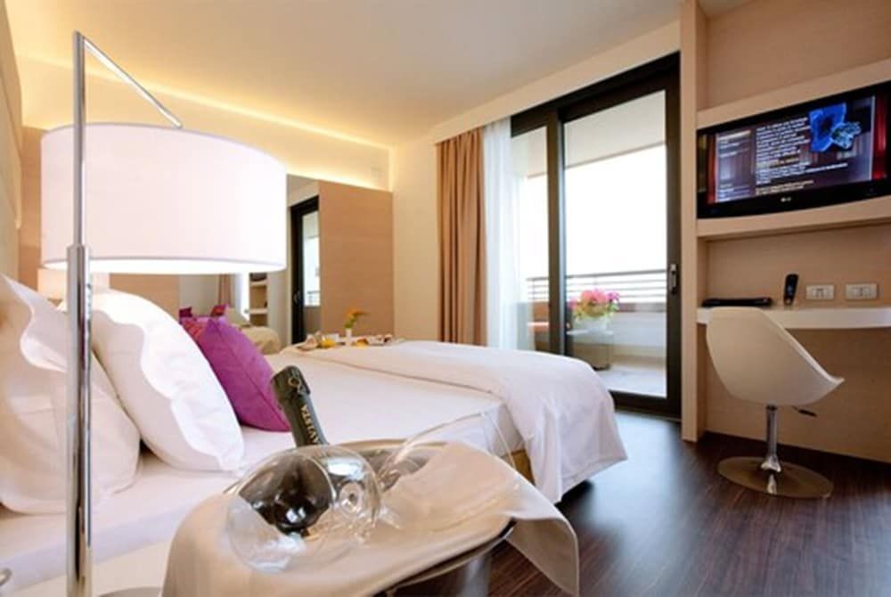 Deluxe Room, Sea View (Pet friendly)