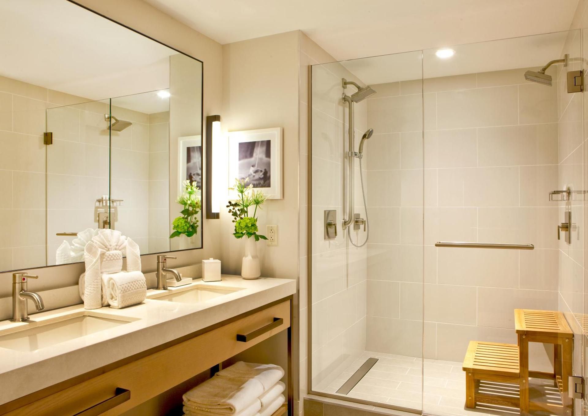 undefined Hotel Commonwealth 4