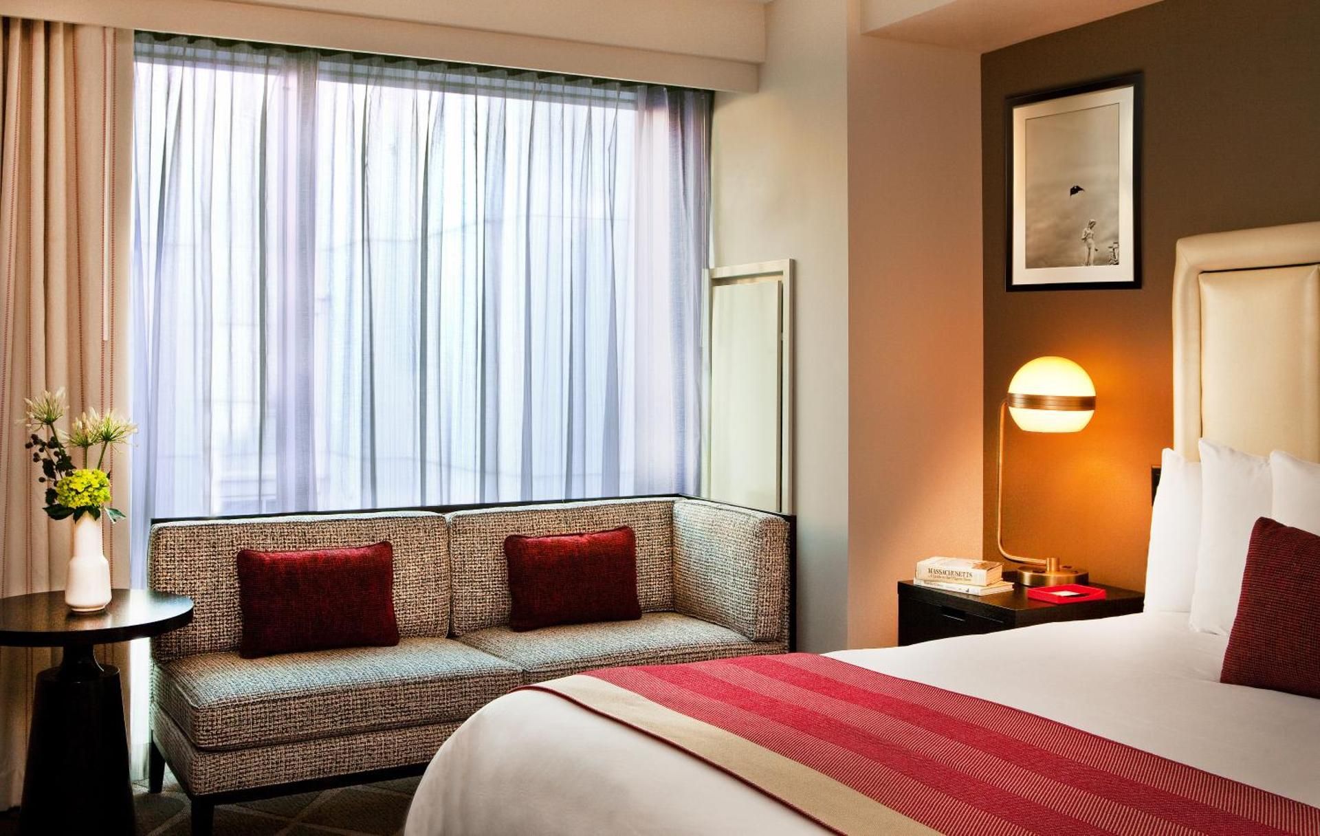 undefined Hotel Commonwealth 8