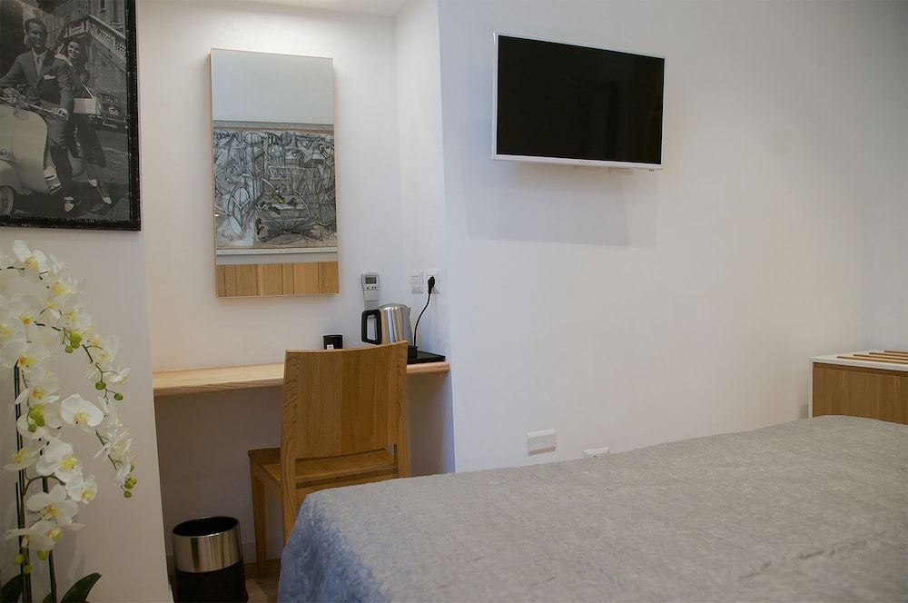 Roma Vespahouse Double Room (#1 Special) 11