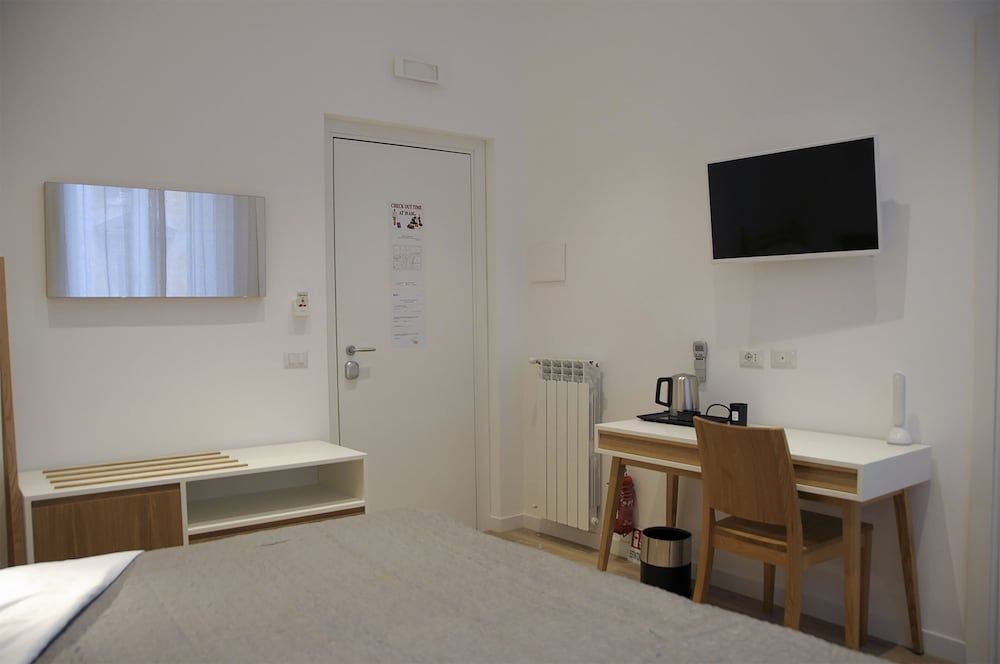 Roma Vespahouse Double Room (#2 Primavera) 15