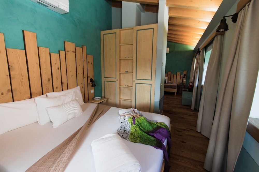 Exclusive Suite (Campanula)
