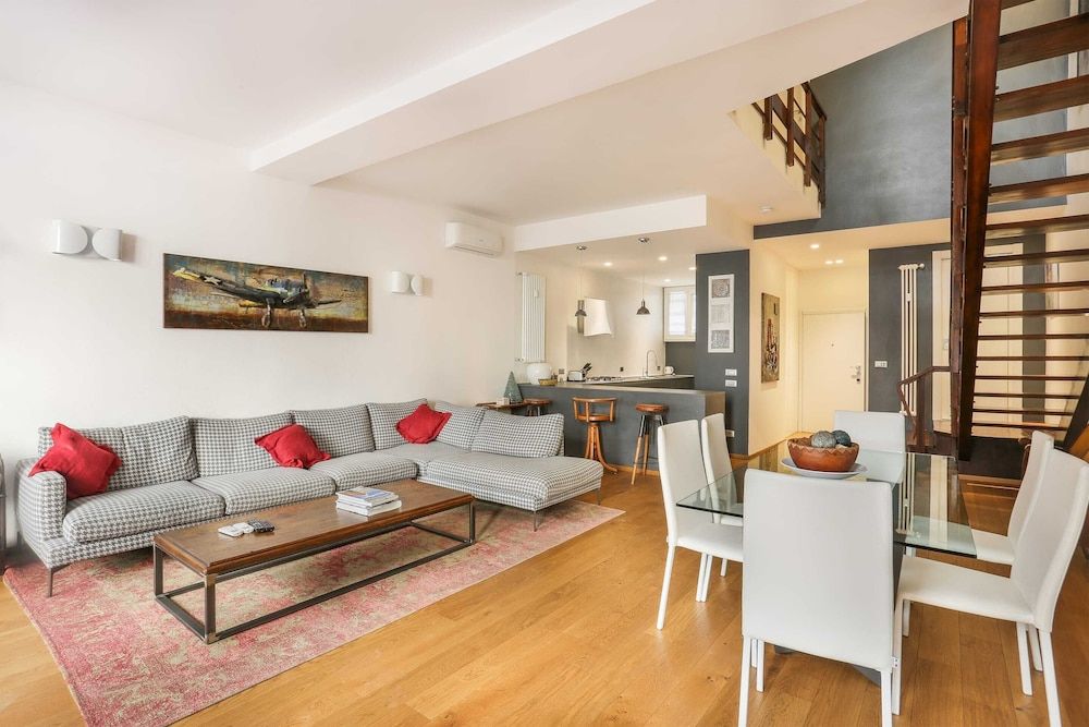 Pitti Palace Apartment