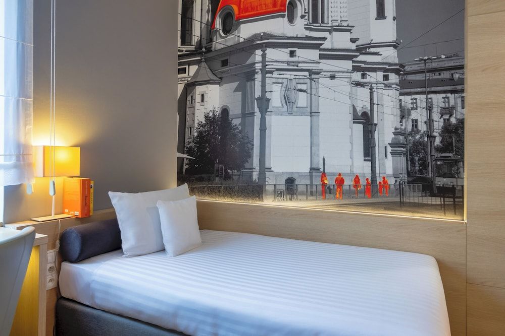 undefined MDM Hotel Warsaw 3