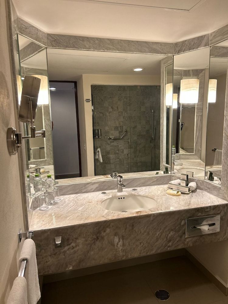 Barceló Huatulco - All Inclusive Deluxe Room, Sea Front View (Premium Level Room) 5