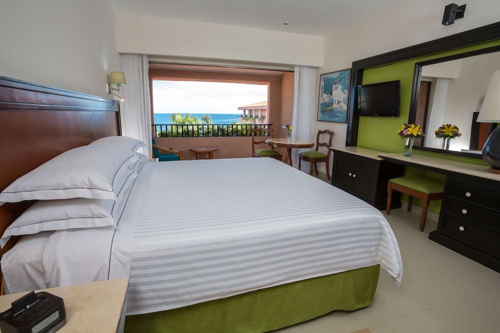 Barceló Huatulco - All Inclusive Deluxe Room, Ocean View (Premium Level)