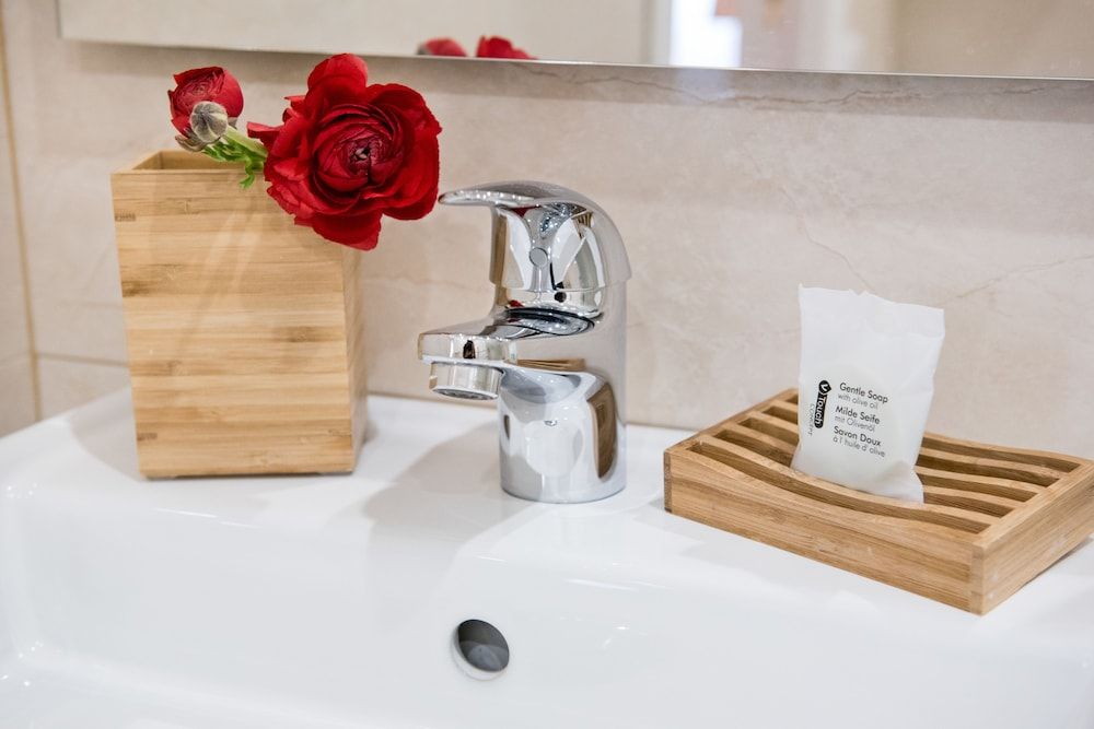 Domus Giulia Classic Double Room 9