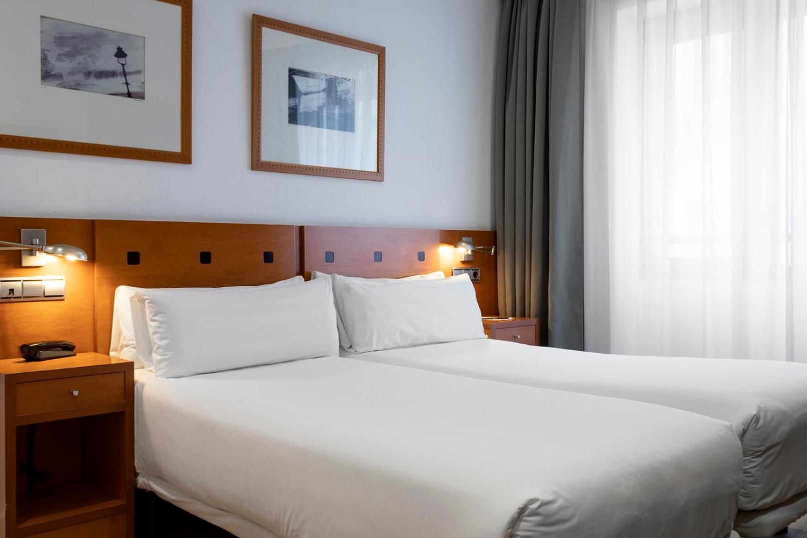 Double or Twin Room (1-2 Adults)