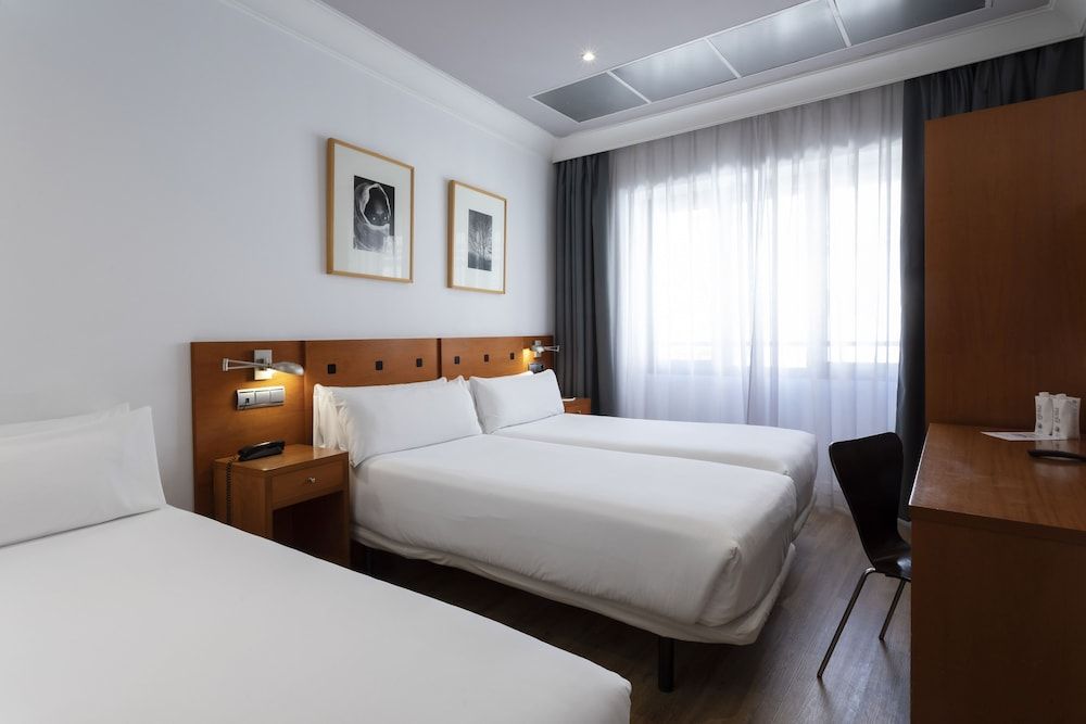 undefined Petit Palace Cliper Gran Vía 7