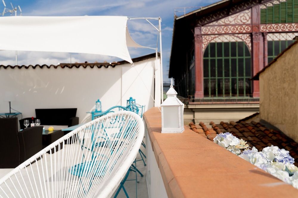 undefined Central View Suite 8