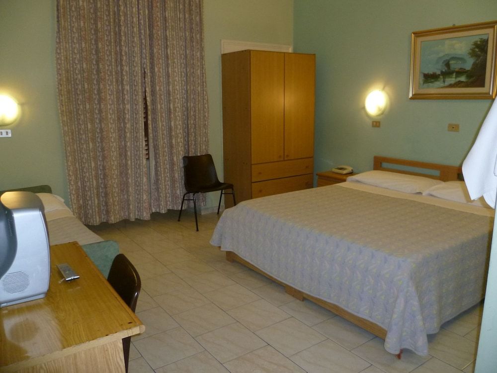 undefined Hotel Pensione Romeo 3