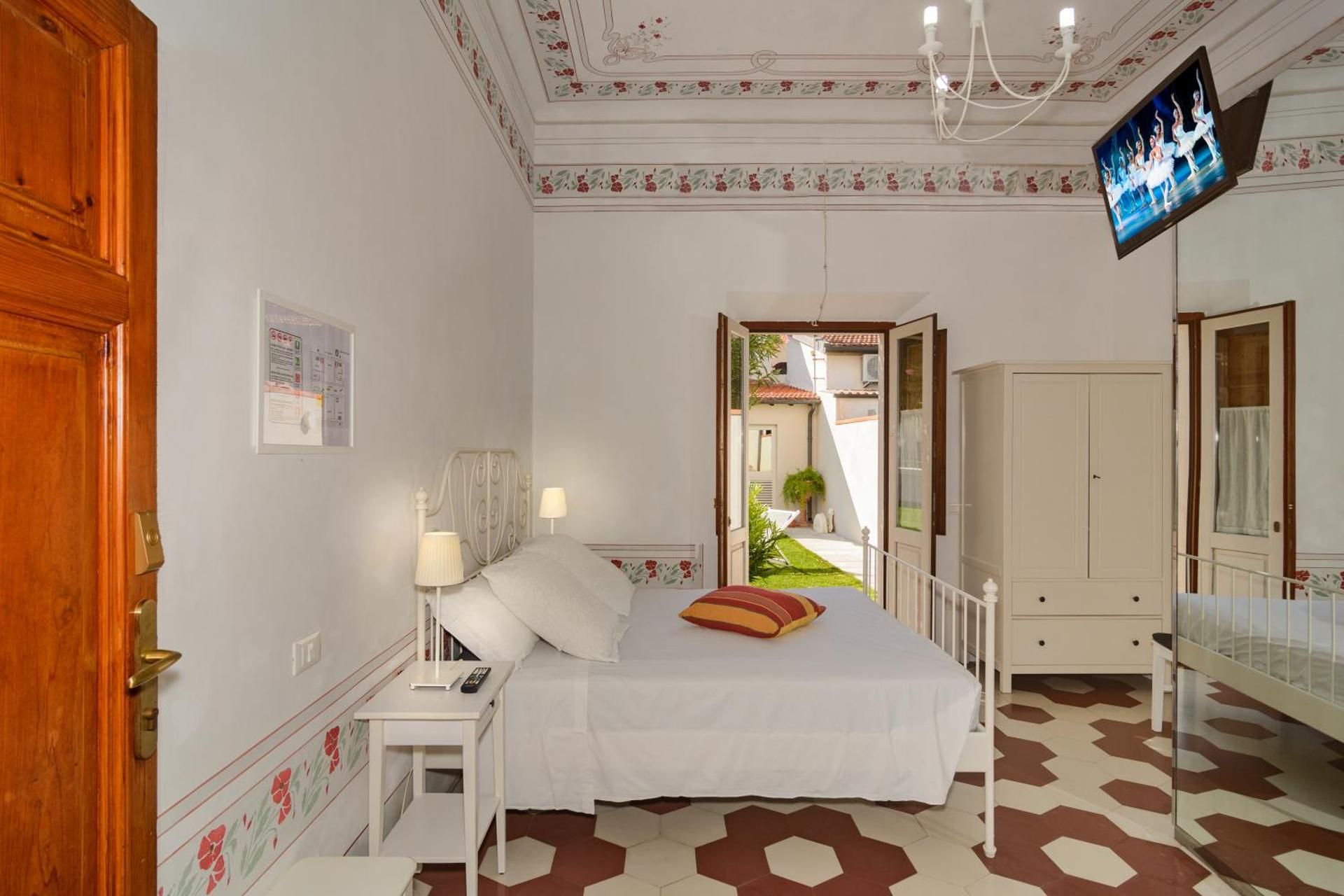 Double Room with Patio