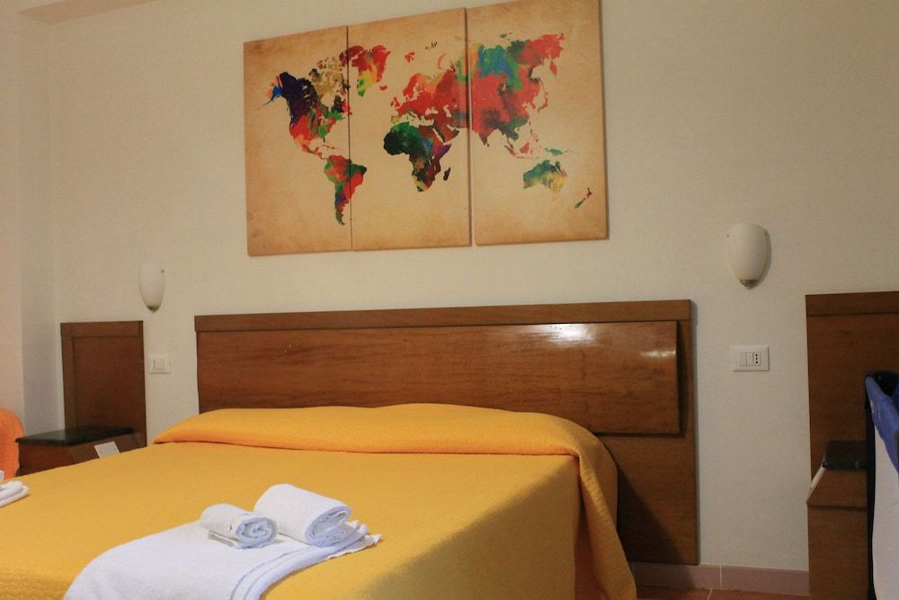 Deluxe Triple Room, Ensuite, Sea Facing