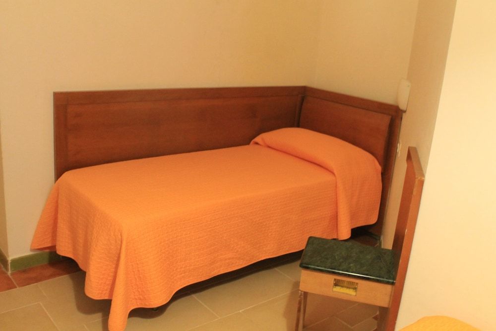 Standard Single Room, Ensuite